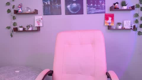 Snapshot of macey_hairy chatting on 01-26-25, 03:25 Macey Elliot Modelo Independiente online show from 01-26-25, 03:25