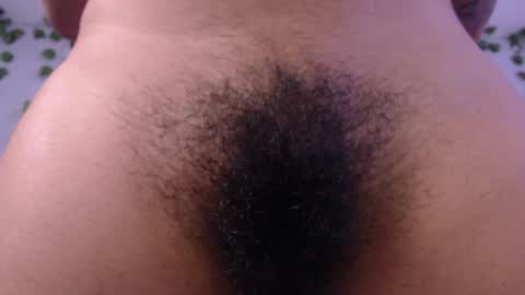 Snapshot of macey_hairy chatting on 01-29-25, 05:45 Macey Elliot Modelo Independiente online show from 01-29-25, 05:45