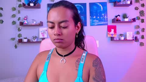 Snapshot of macey_hairy chatting on 01-31-25, 01:56 Macey Elliot Modelo Independiente online show from 01-31-25, 01:56