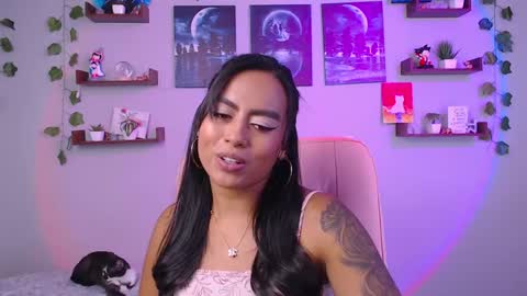 Snapshot of macey_hairy chatting on 02-05-25, 05:53 Macey Elliot Modelo Independiente online show from 02-05-25, 05:53