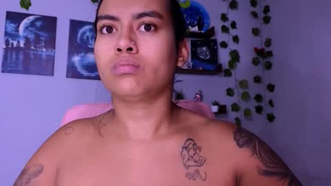 Snapshot of macey_hairy chatting on 10-14-25, 10:16 Macey Elliot Modelo Independiente online show from 10-14-25, 10:16