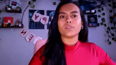 Snapshot of macey_hairy chatting on 10-27-25, 05:28 Macey Elliot Modelo Independiente online show from 10-27-25, 05:28