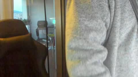 Andy online show from 11-16-25, 06:41