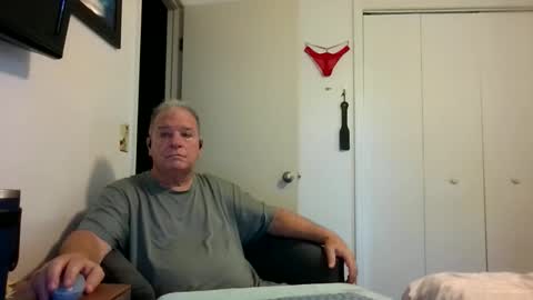 Snapshot of mackdocc001 chatting on 04-02-26, 01:09 mackdocc001 online show from 04-02-26, 01:09