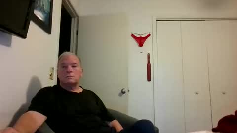 Snapshot of mackdocc001 chatting on 04-11-26, 11:25 mackdocc001 online show from 04-11-26, 11:25