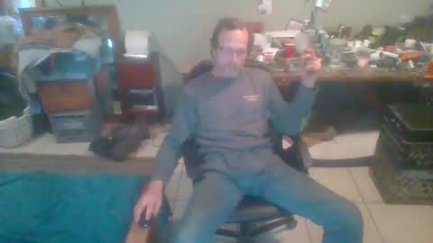 mackdog1369 online show from 12-31-24, 09:06