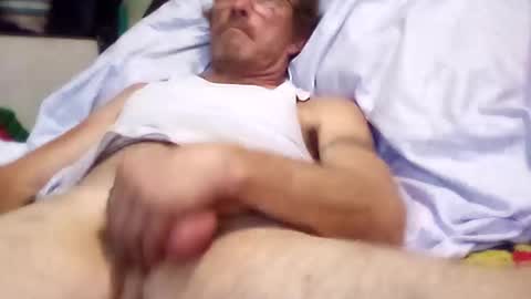 mackdog1369 online show from 10-31-25, 06:47