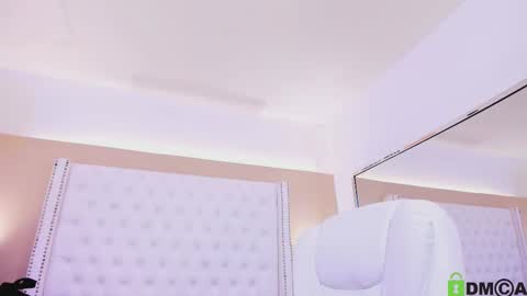 Mackenzie online show from 12-02-25, 04:18