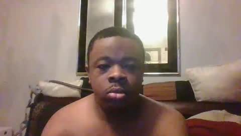 Snapshot of macksexy1996 chatting on 10-07-25, 05:15 Anthony online show from 10-07-25, 05:15