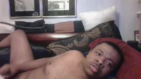 Snapshot of macksexy1996 chatting on 10-13-25, 05:29 Anthony online show from 10-13-25, 05:29