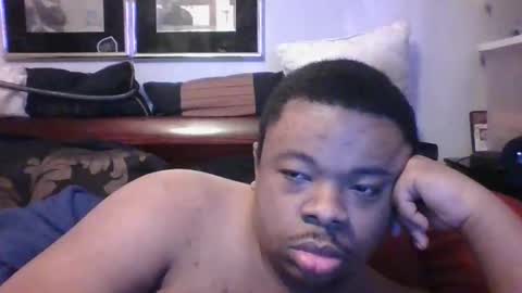 Snapshot of macksexy1996 chatting on 11-01-25, 01:13 Anthony online show from 11-01-25, 01:13