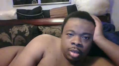 Snapshot of macksexy1996 chatting on 11-16-25, 02:17 Anthony online show from 11-16-25, 02:17