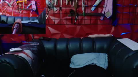 Macky online show from 01-15-25, 08:41