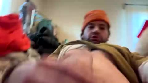 Snapshot of macrogirth chatting on 01-19-26, 01:37 macrogirth online show from 01-19-26, 01:37