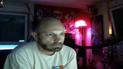 Manuel online show from 09-19-25, 02:35