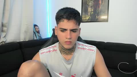Snapshot of mad_maxxx1 chatting on 01-19-25, 09:55 max online show from 01-19-25, 09:55
