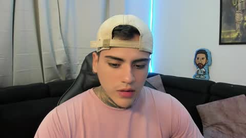 Snapshot of mad_maxxx1 chatting on 02-14-25, 11:53 max online show from 02-14-25, 11:53