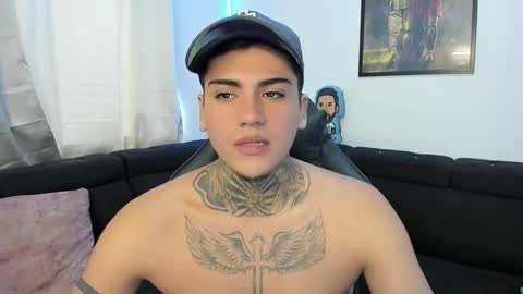 Snapshot of mad_maxxx1 chatting on 02-18-25, 01:44 max online show from 02-18-25, 01:44