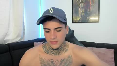 Snapshot of mad_maxxx1 chatting on 02-19-25, 04:00 max online show from 02-19-25, 04:00