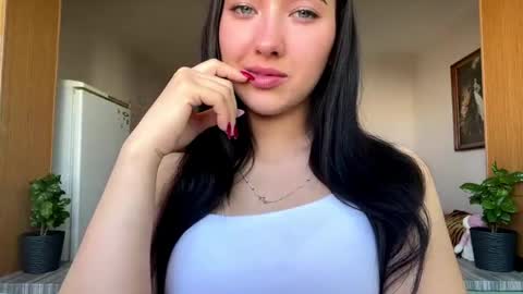 Lilo online show from 04-14-26, 06:08