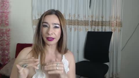 Dalila online show from 02-14-25, 03:47