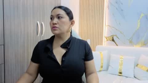 Madam Hott  online show from 09-27-25, 04:06