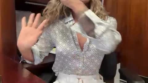 Snapshot of madame_andi chatting on 06-08-26, 12:05 madame_andi online show from 06-08-26, 12:05