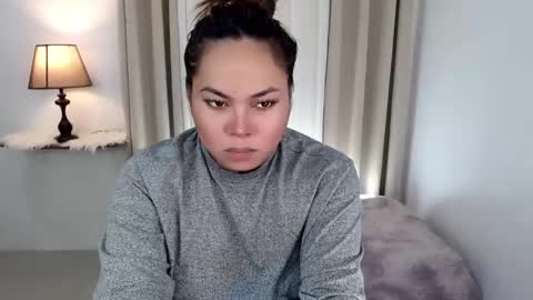 Snapshot of madame_ivy chatting on 01-15-25, 05:50 Ivy online show from 01-15-25, 05:50