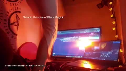 Snapshot of madame_lucifer chatting on 07-15-26, 04:01 Madame Lucifer online show from 07-15-26, 04:01