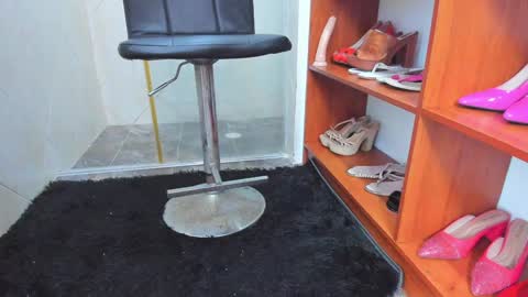 Madame Carla  online show from 01-18-25, 05:37