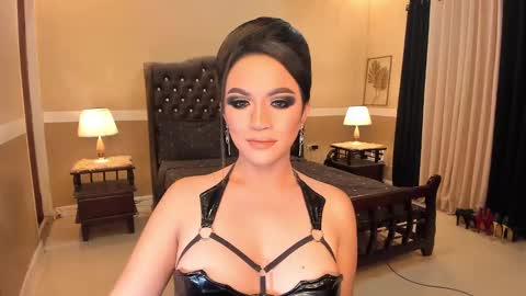 Alison Kloss online show from 03-12-25, 01:03