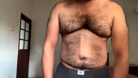 Snapshot of madbuz02 chatting on 01-06-25, 11:40 madbuz02 online show from 01-06-25, 11:40