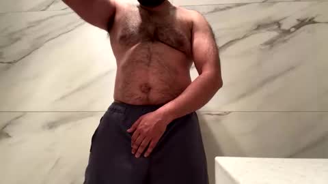 Snapshot of madbuz02 chatting on 11-08-25, 01:33 madbuz02 online show from 11-08-25, 01:33