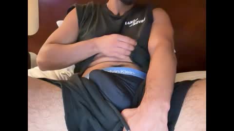 Snapshot of maddaewg101 chatting on 09-09-25, 03:50 maddaewg101 online show from 09-09-25, 03:50