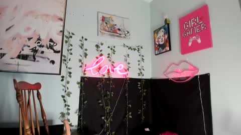 Maddi Avalon online show from 01-14-25, 11:31