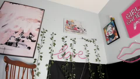 Maddi Avalon online show from 02-06-25, 12:22