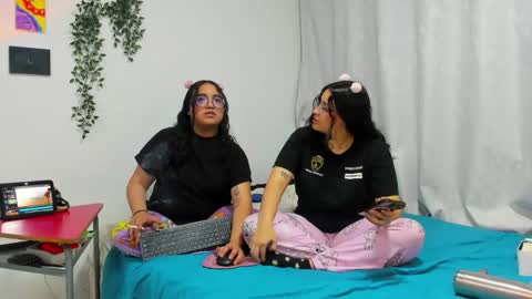 Maddie and Chelsea online show from 03-22-26, 09:45