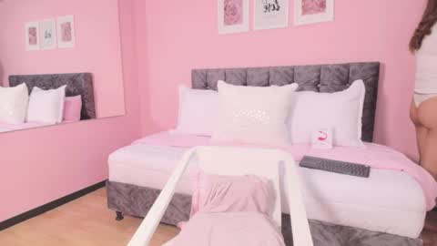 Maddie online show from 10-16-25, 06:53