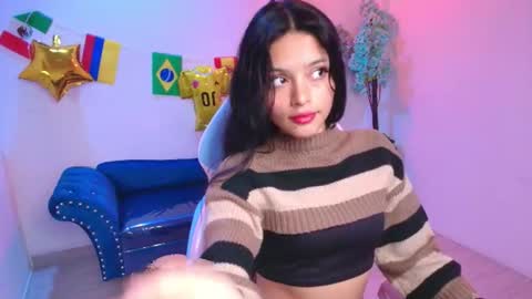 maddie_t18 online show from 06-19-26, 11:36
