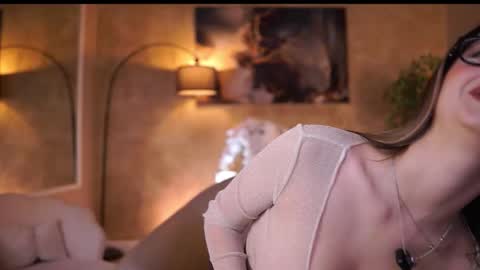 Maddie online show from 12-14-25, 09:58