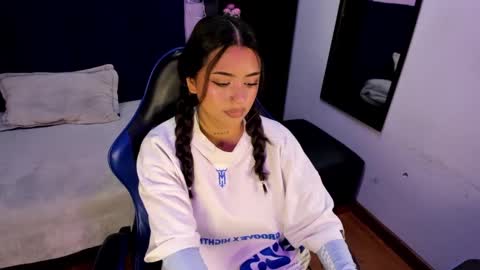 maddiee_jackson online show from 09-25-25, 02:59