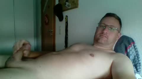 Maddin online show from 09-14-25, 02:38