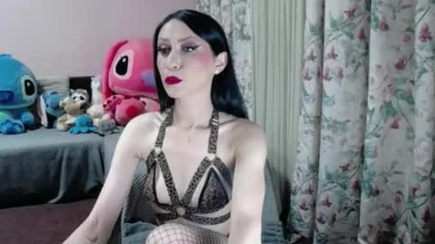 Maddison Summer online show from 06-10-26, 10:41