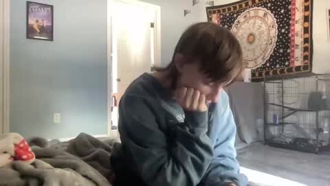 Snapshot of maddlips chatting on 11-04-25, 03:44 Rat Boy online show from 11-04-25, 03:44