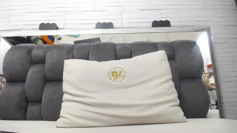 Snapshot of maddy_cartter chatting on 01-27-25, 09:44 maddy cartter online show from 01-27-25, 09:44