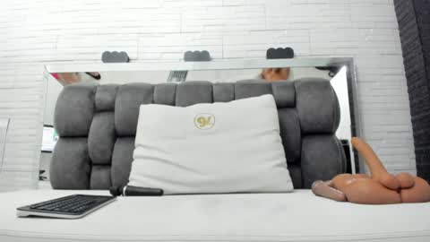 Snapshot of maddy_cartter chatting on 02-05-25, 04:06 maddy cartter online show from 02-05-25, 04:06