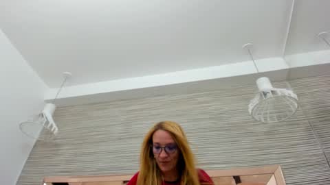 Snapshot of maddy_cartter chatting on 09-17-25, 11:23 maddy cartter online show from 09-17-25, 11:23