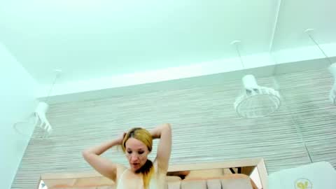 Snapshot of maddy_cartter chatting on 10-04-25, 11:30 maddy cartter online show from 10-04-25, 11:30