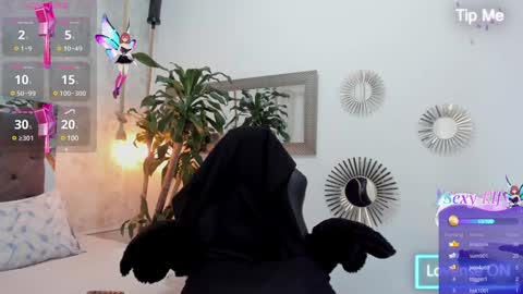 Maddy online show from 01-23-25, 02:33