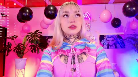 maddy_uwu online show from 02-08-25, 11:34